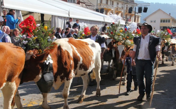 Suisse  : Au pays de la Bénichon, nature et tradition.